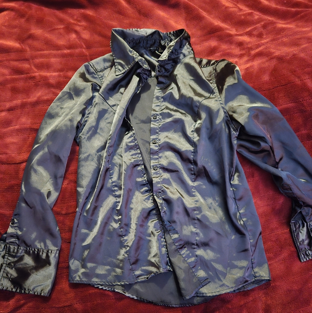 Black silk satin goth shirt - size 12 - Picture 9 of 9